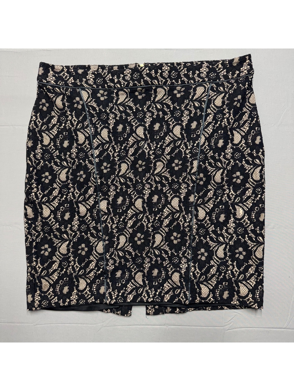 Express Black Lace Nude Lining Mini Pencil Skirt Piping Back Zip Women's Size 10